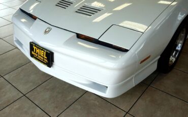 Pontiac-Trans-Am-1988-Classic-Car-18