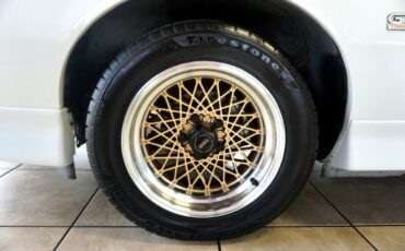Pontiac-Trans-Am-1988-Classic-Car-33