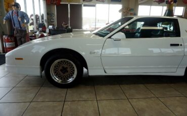 Pontiac-Trans-Am-1988-Classic-Car-37