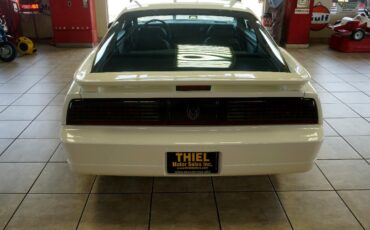 Pontiac-Trans-Am-1988-Classic-Car-6
