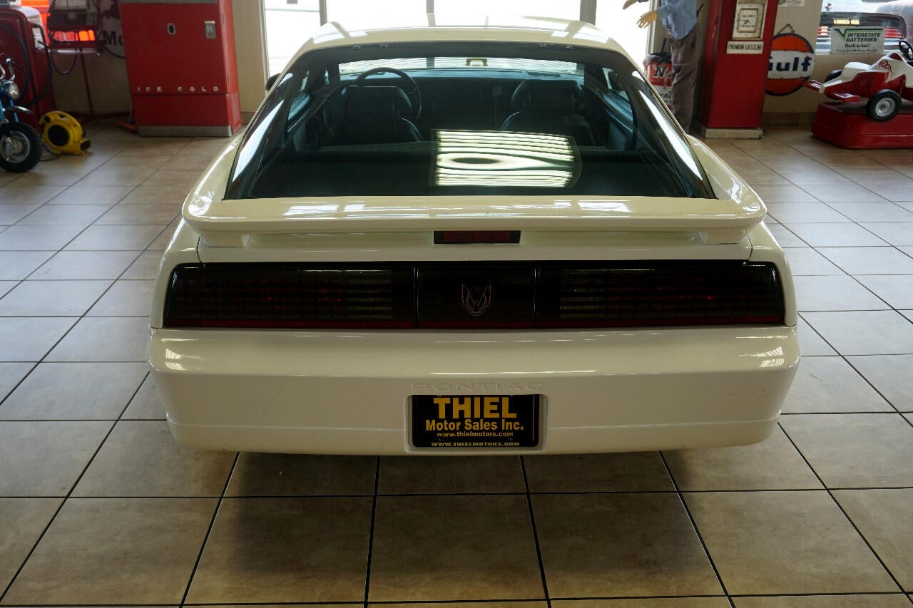 Pontiac-Trans-Am-1988-Classic-Car-6