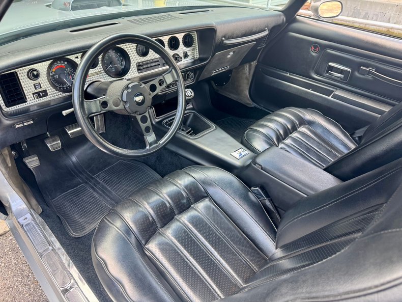 Pontiac-Trans-am-1976-Silver-Black-31