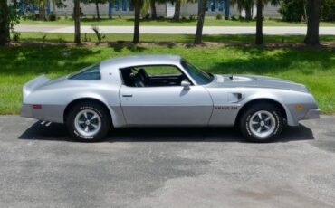 Pontiac-Trans-am-1976-Silver-Black-37