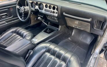 Pontiac-Trans-am-1976-Silver-Black-42
