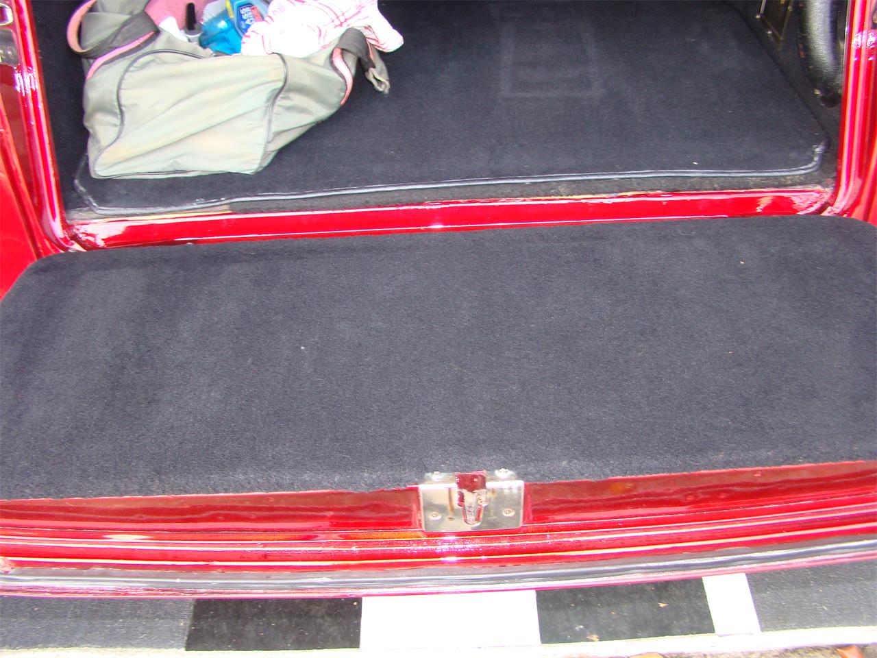 Pontiac-Wagon-1956-PPG-Candy-Apple-red-Black-25