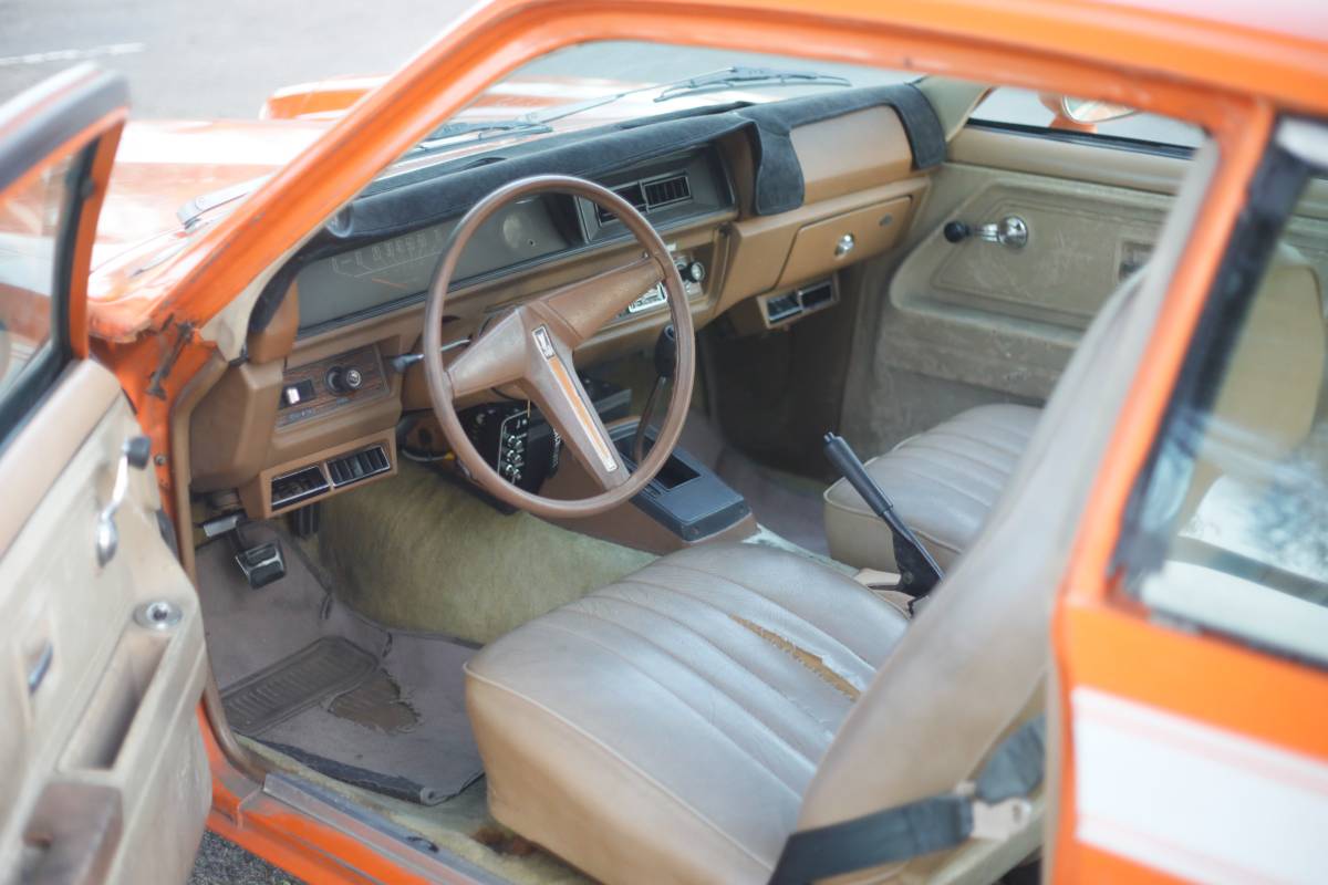 Pontiac-astre-1977-orange-12