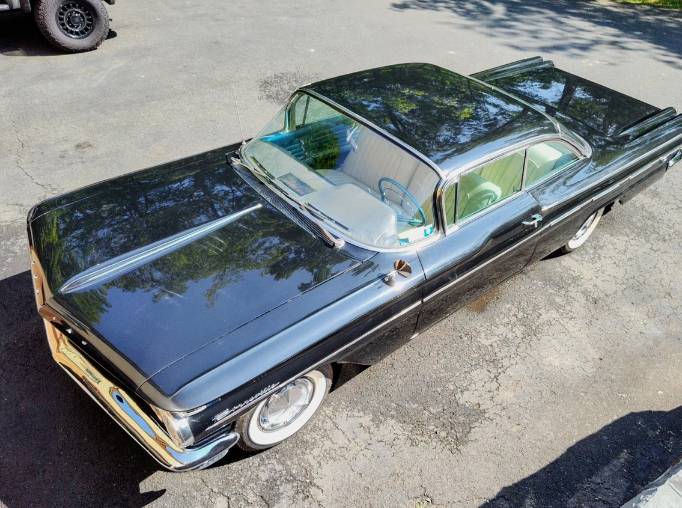 Pontiac-bonneville-1960-black-1