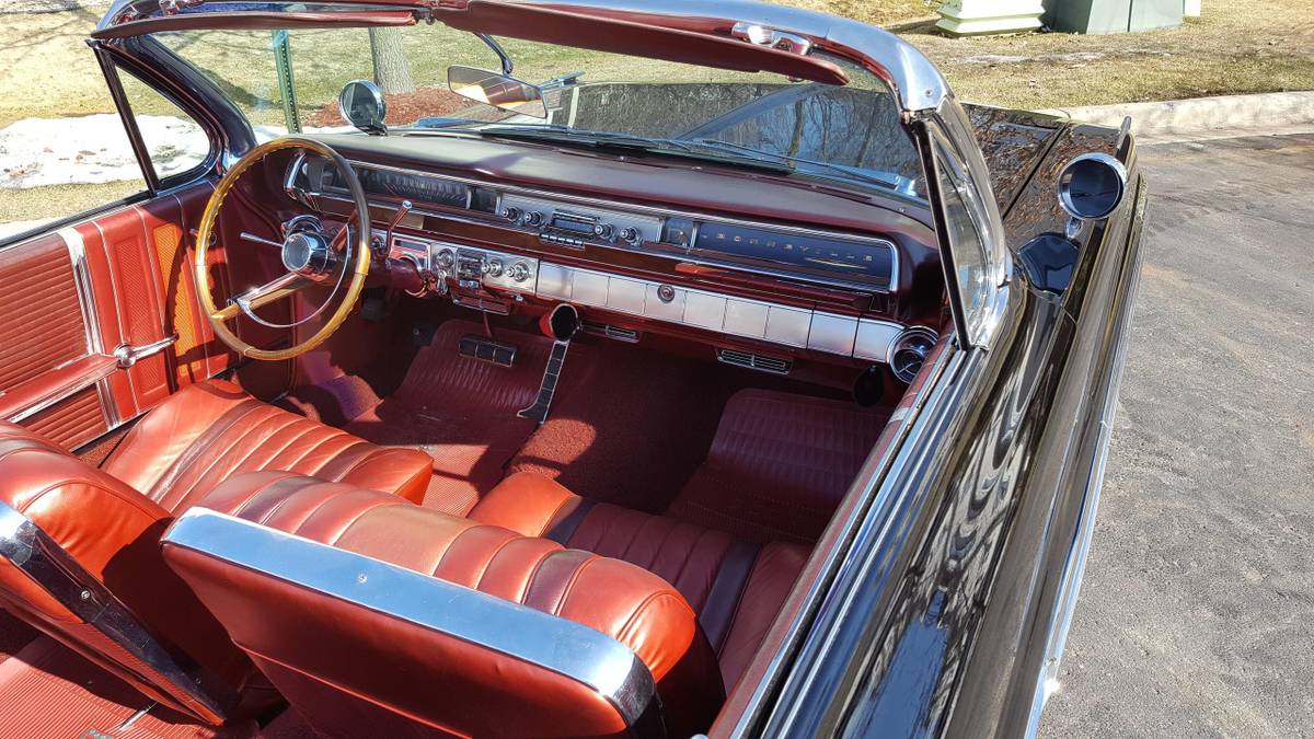 Pontiac-bonneville-1962-black-3