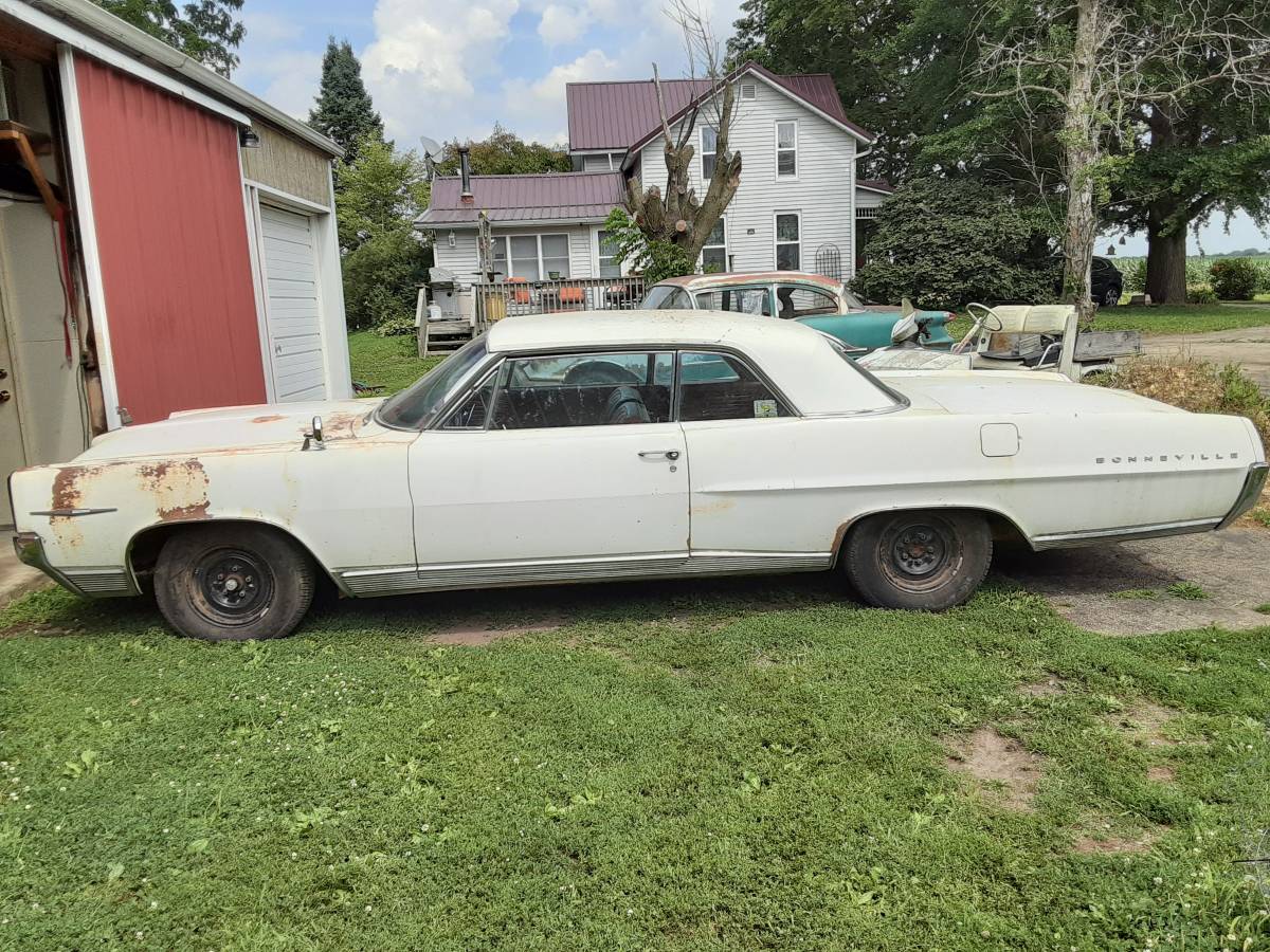 Pontiac-bonneville-1964