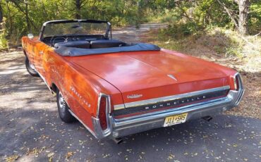 Pontiac-bonneville-1964-red-2