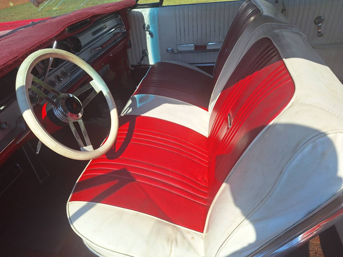 Pontiac-bonneville-1965-red-2