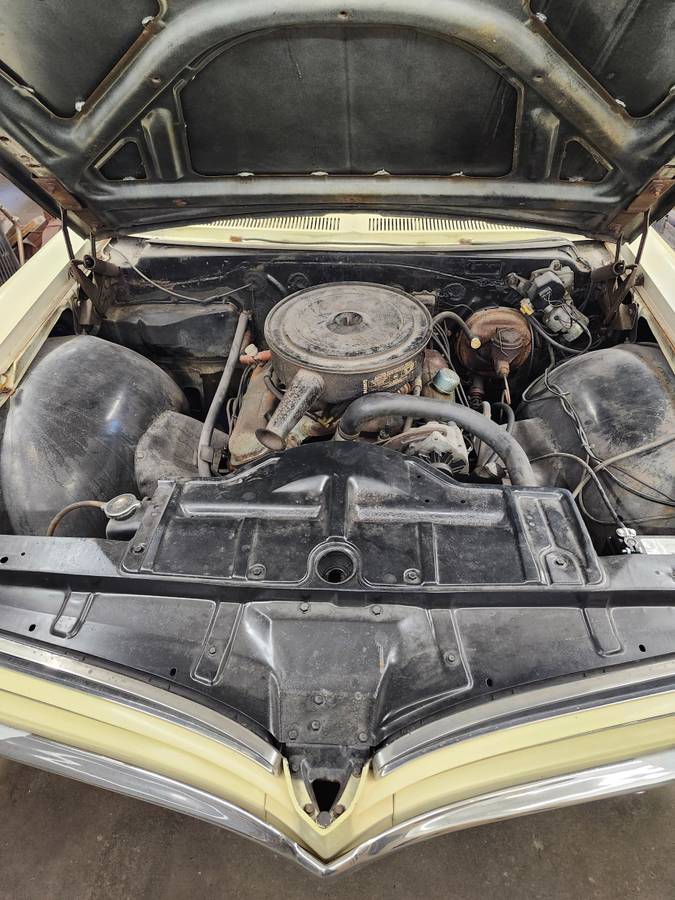 Pontiac-bonneville-1966-10