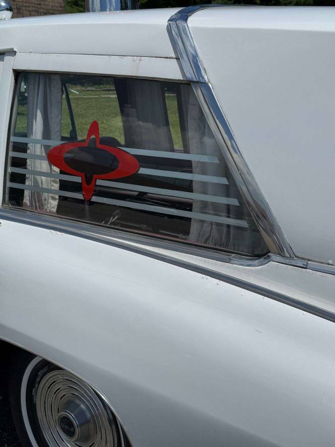 Pontiac-bonneville-1967-white-16