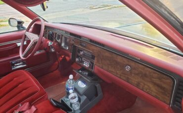 Pontiac-bonneville-1979-black-11