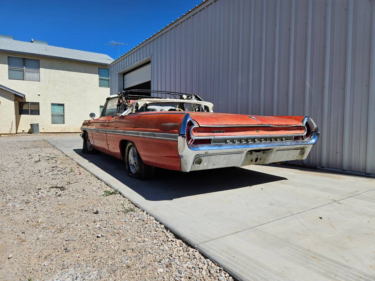 Pontiac-bonneville-convertible-1962-red-6
