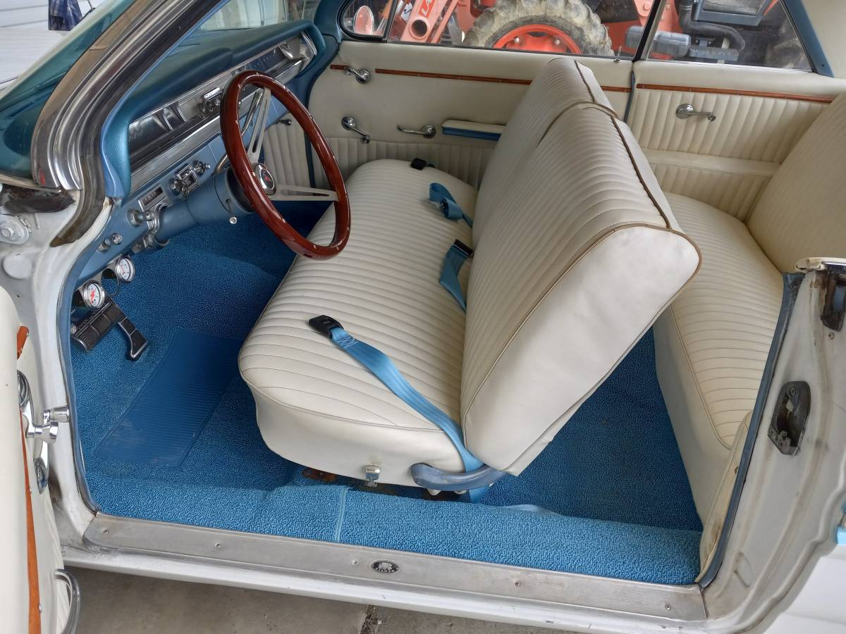 Pontiac-catalina-1962-white-4