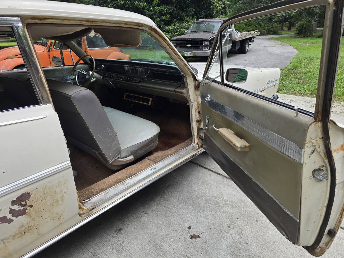 Pontiac-catalina-1963-white-12