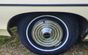 Pontiac-catalina-1969-yellow-23