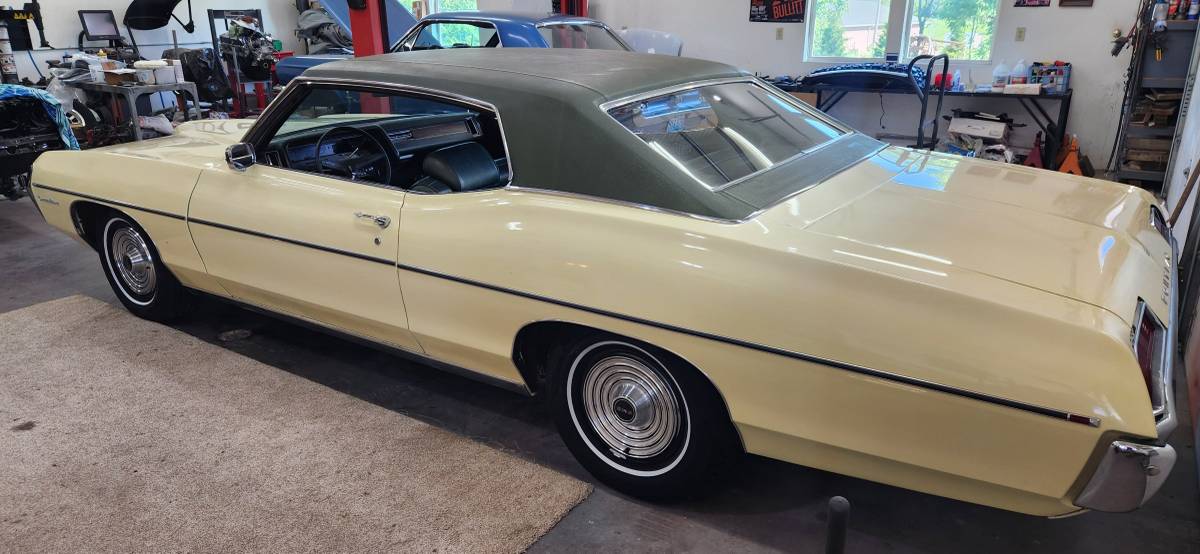 Pontiac-catalina-1969-yellow-3