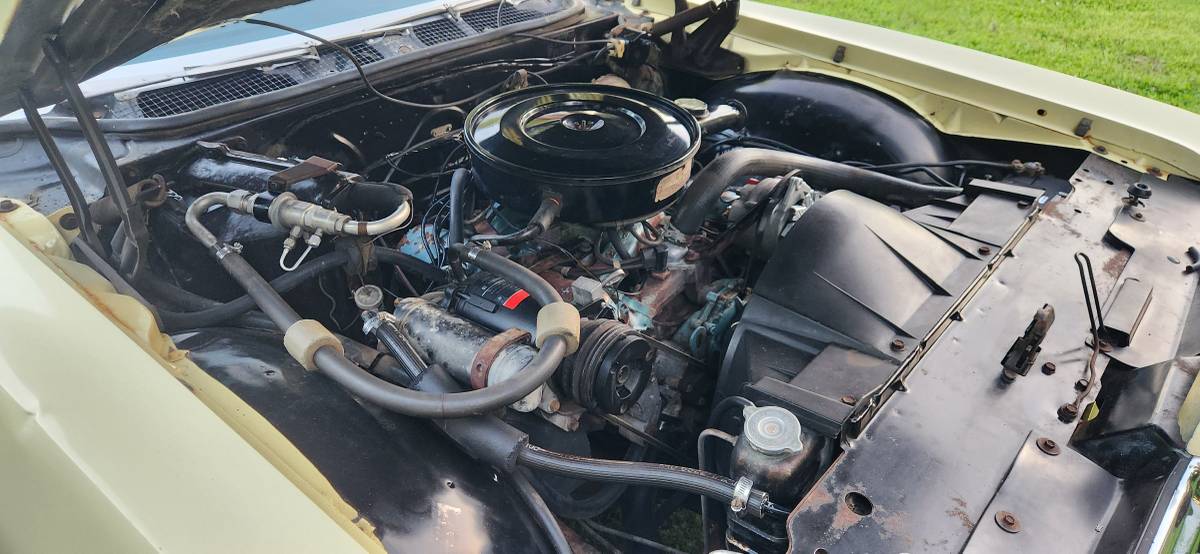 Pontiac-catalina-1969-yellow-9
