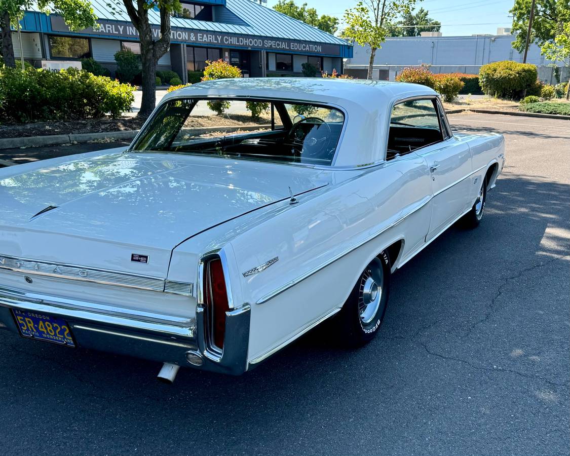 Pontiac-catalina-22-1964-white-2