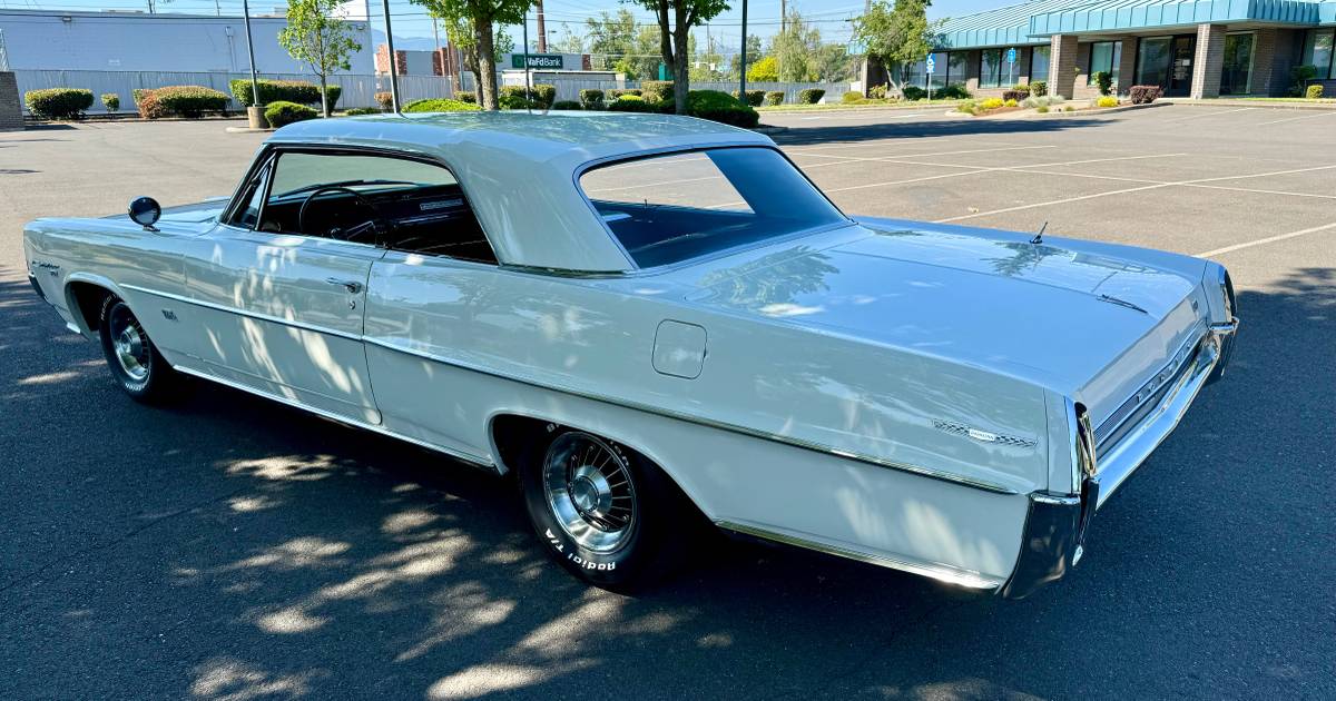 Pontiac-catalina-22-1964-white-3