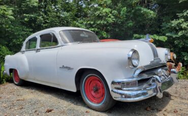 Pontiac-chieftain-1953