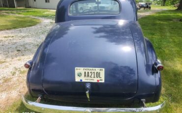 Pontiac-chieftain-2-door-coupe-1939-blue-1