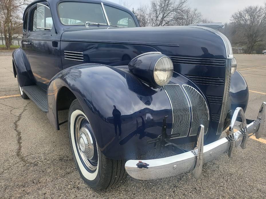 Pontiac-chieftain-2-door-coupe-1939-blue-2