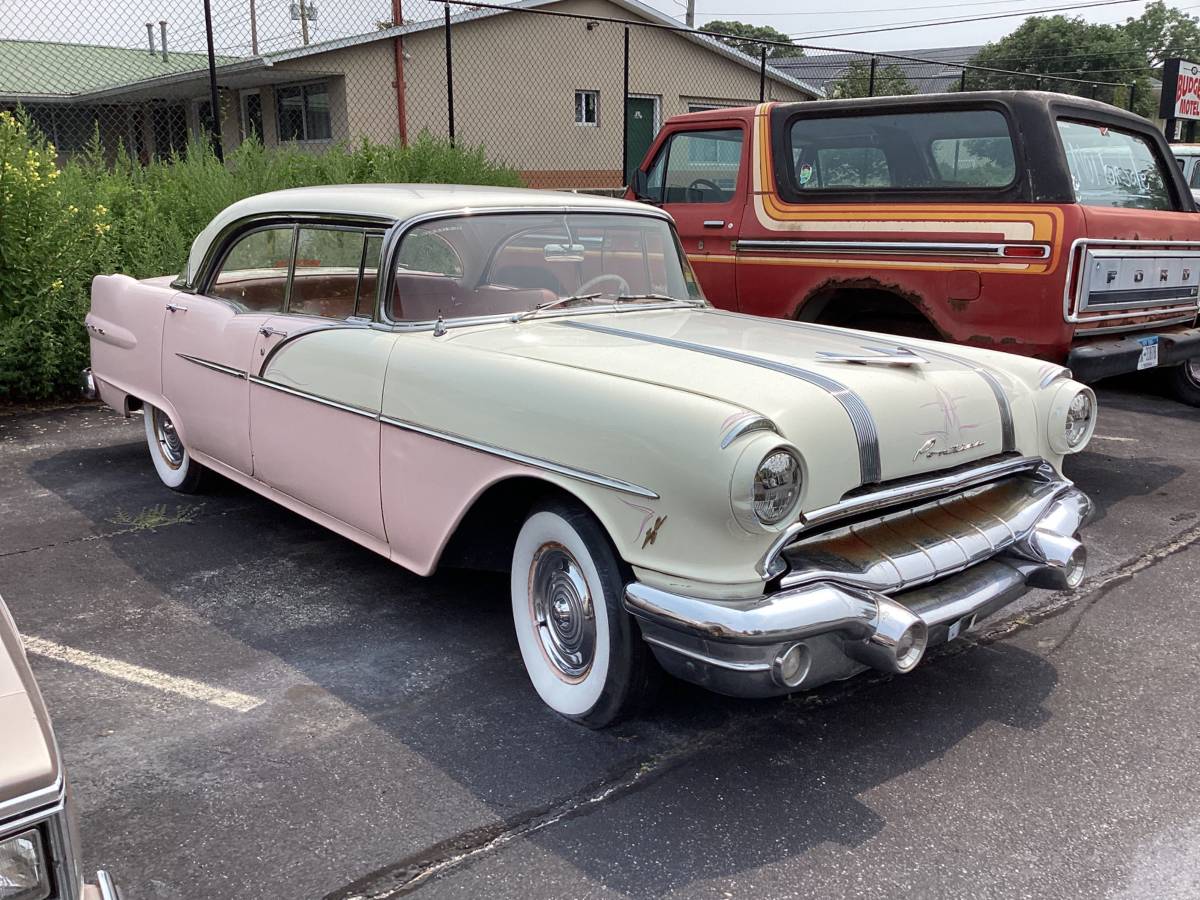 Pontiac-chiefton-1956