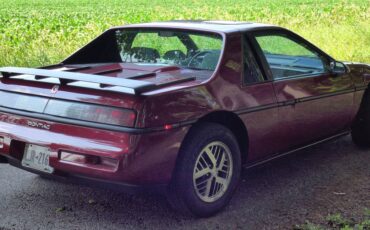 Pontiac-fiero-1987-red-15