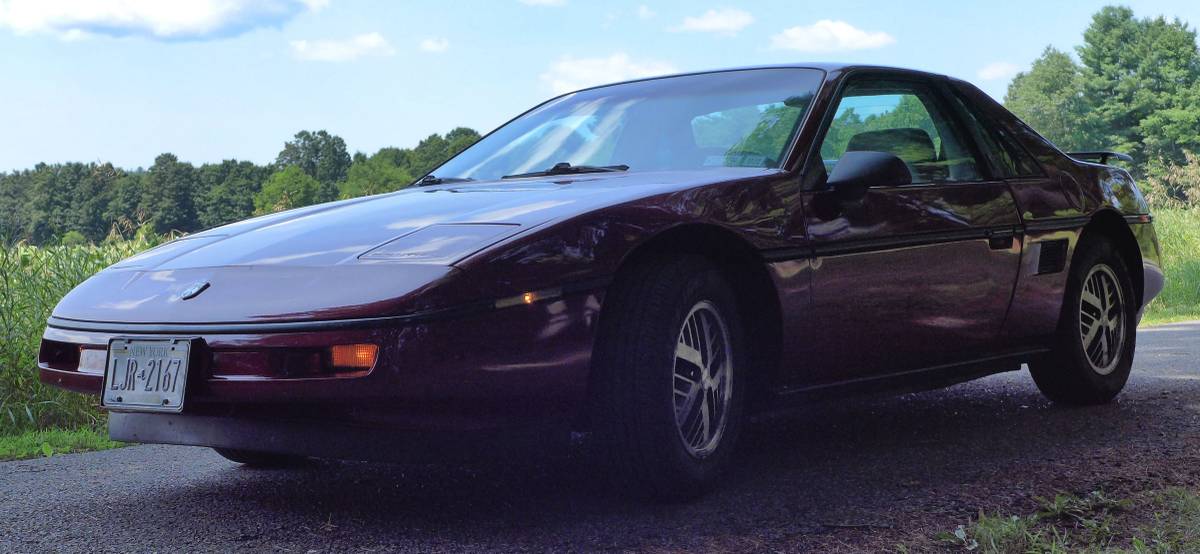 Pontiac-fiero-1987-red-5