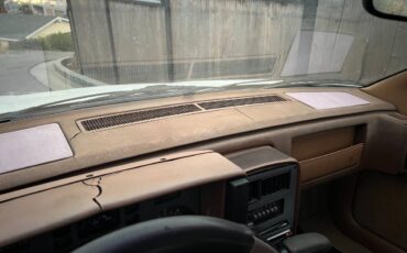 Pontiac-fiero-1988-white-9