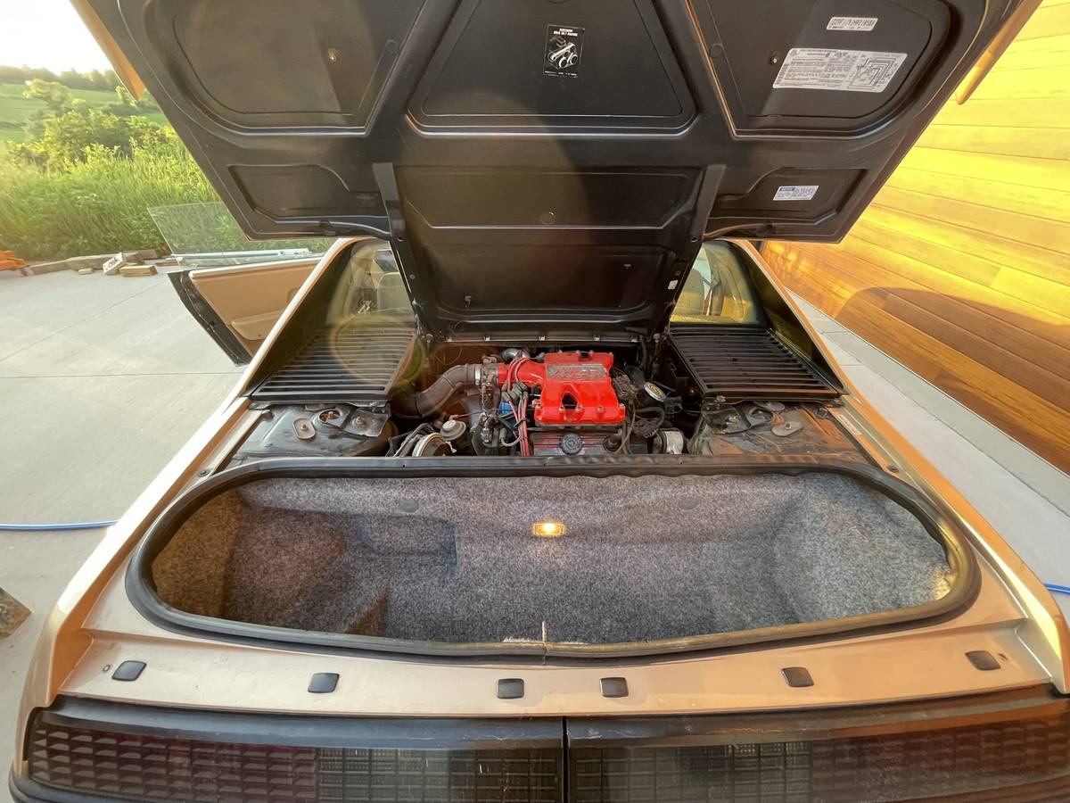 Pontiac-fiero-se-1987-9