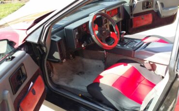 Pontiac-fiero-se-1987-red-9