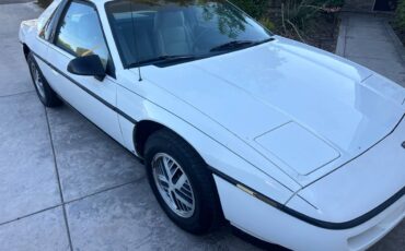 Pontiac-fierro-1987-white-1