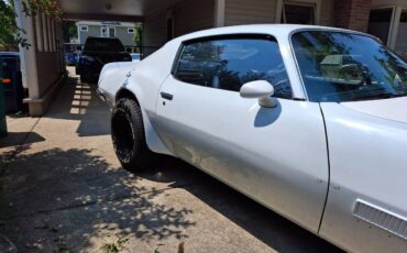 Pontiac-firebird-1971-white-3