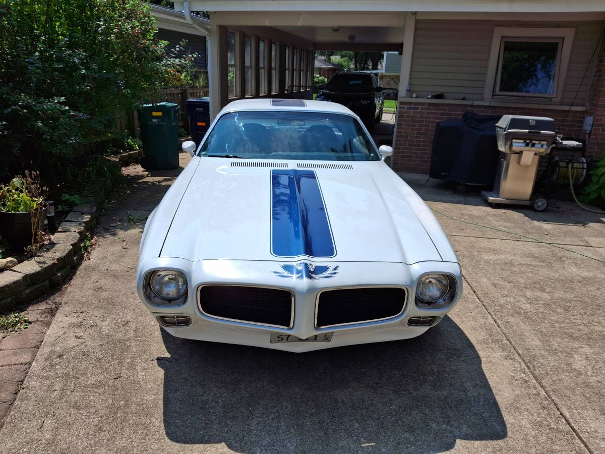 Pontiac-firebird-1971-white