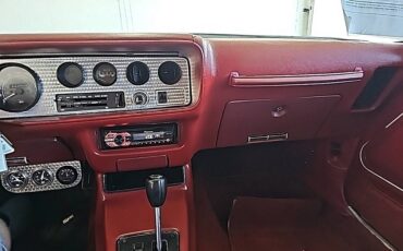 Pontiac-firebird-1979-custom-10