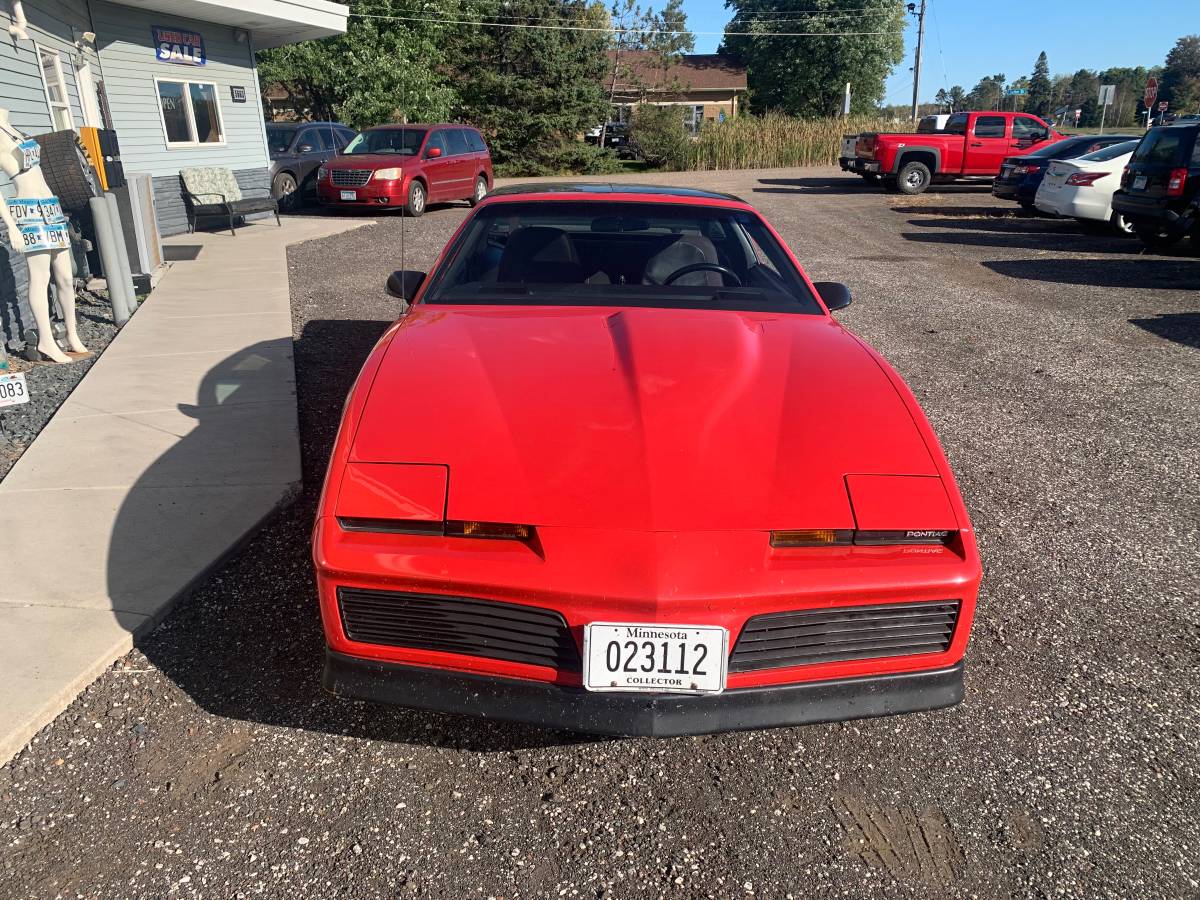 Pontiac-firebird-1984-2