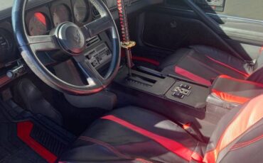 Pontiac-firebird-1984-4