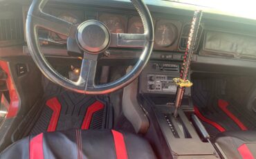 Pontiac-firebird-1984-5
