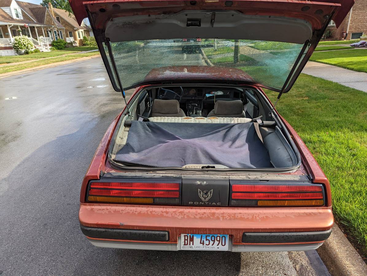 Pontiac-firebird-1989-red-1