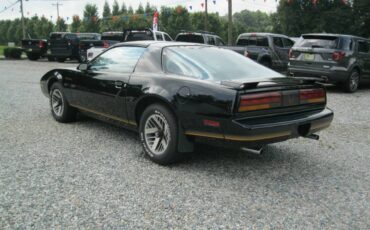 Pontiac-firebird-1991-black-2