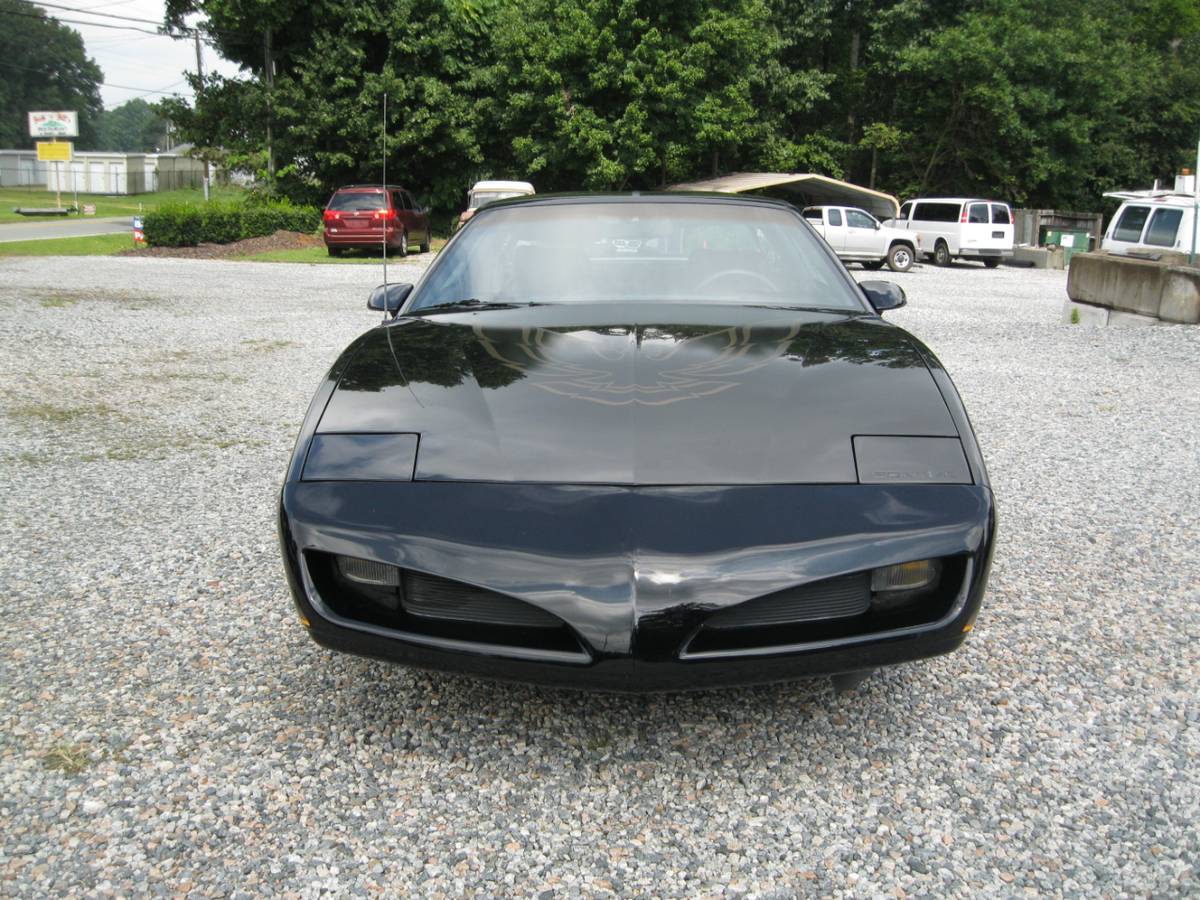 Pontiac-firebird-1991-black-6