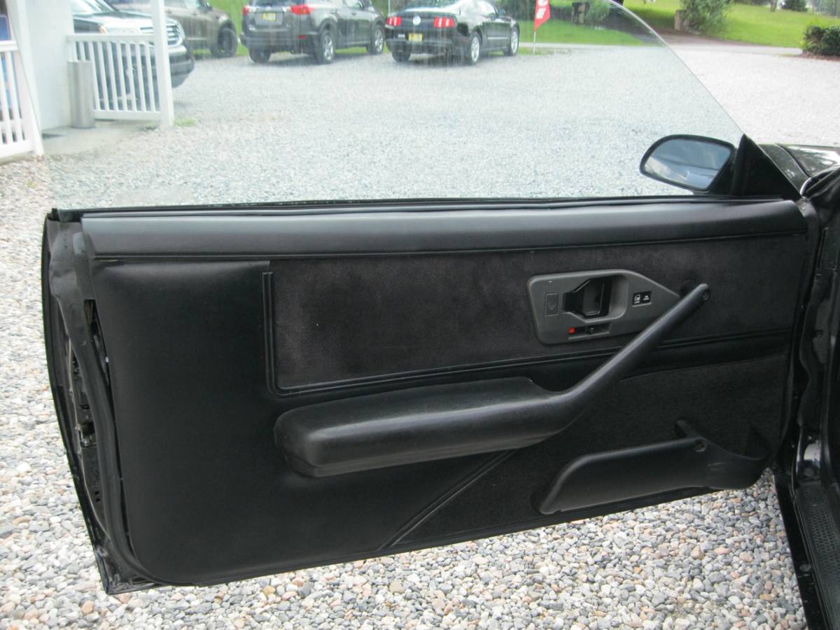 Pontiac-firebird-1991-black-8