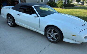 Pontiac-firebird-1992-white-1