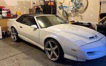 Pontiac-firebird-1992-white-2