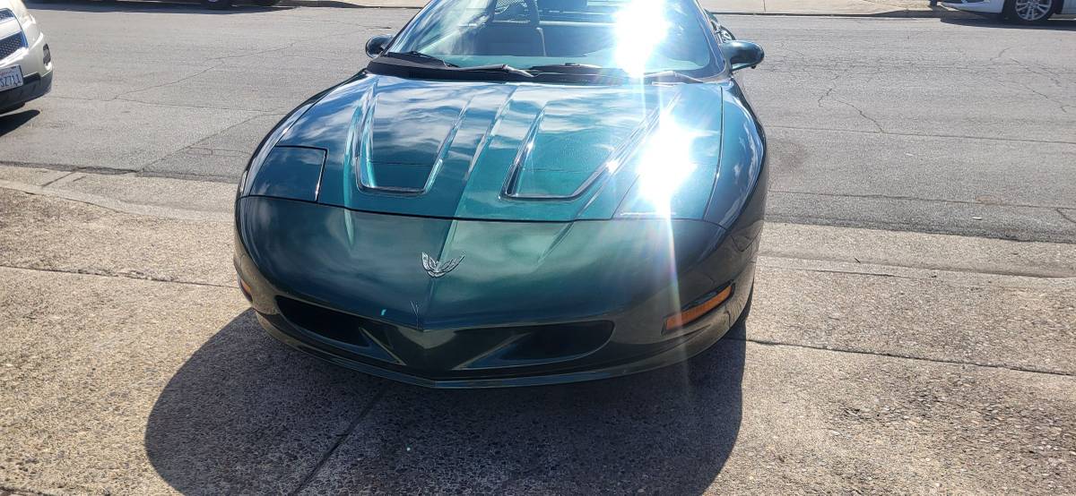 Pontiac-firebird-1994-green-3