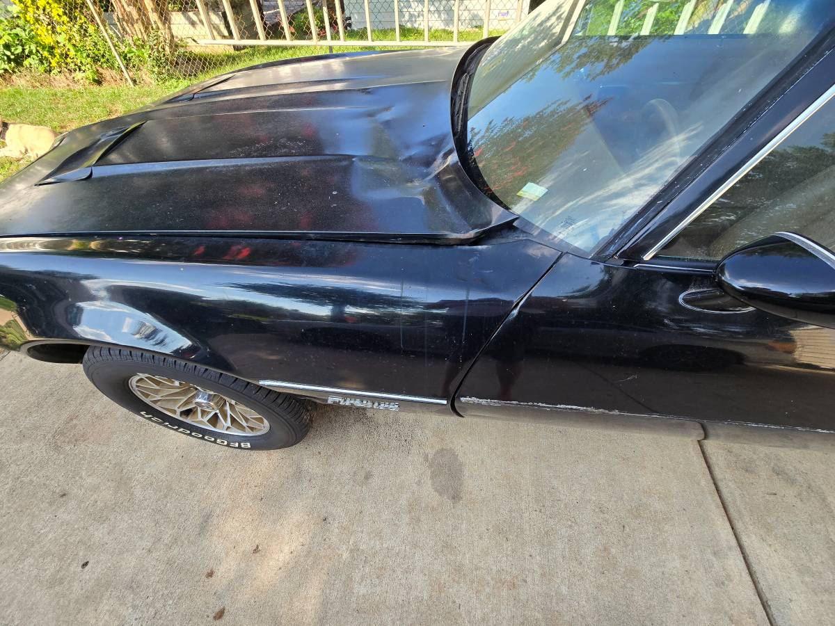 Pontiac-firebird-formula-1979-black-4